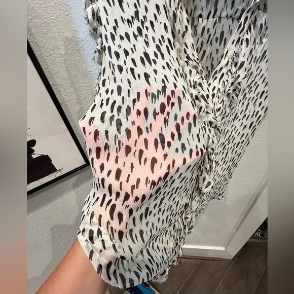 7 FOR ALL MANKIND Sleeveless Top With Ruffles in Snow Leopard/Black & White-Med - Picture 9 of 11